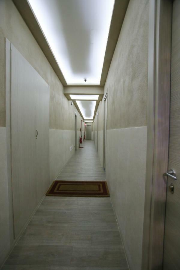 Couette-café Enea 2*